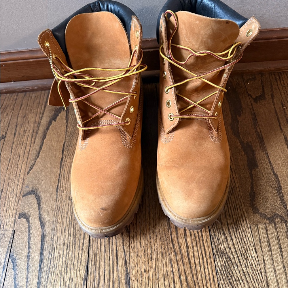 Timberland Tan and Black Boots with Rugged Design